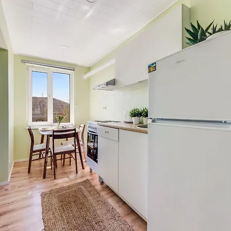 Juhkentali 46, Korter 10 Апартаменти Таллінн